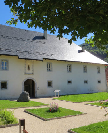 Chartreuse d'Aillon - extérieur-ete