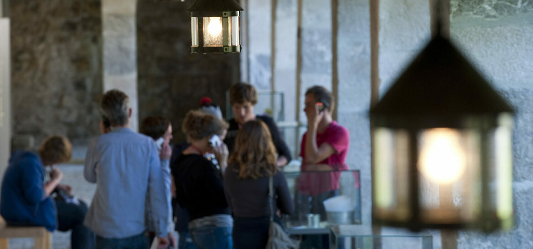 visiteurs dans la galerie du site